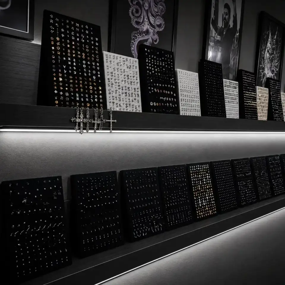 LuxPiercing gallery item