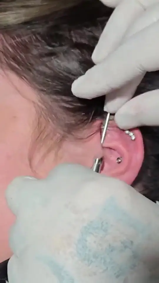 LuxPiercing gallery item