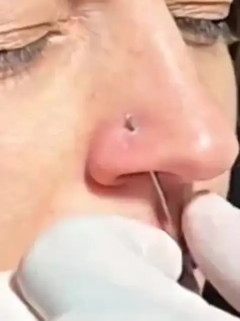 LuxPiercing gallery item