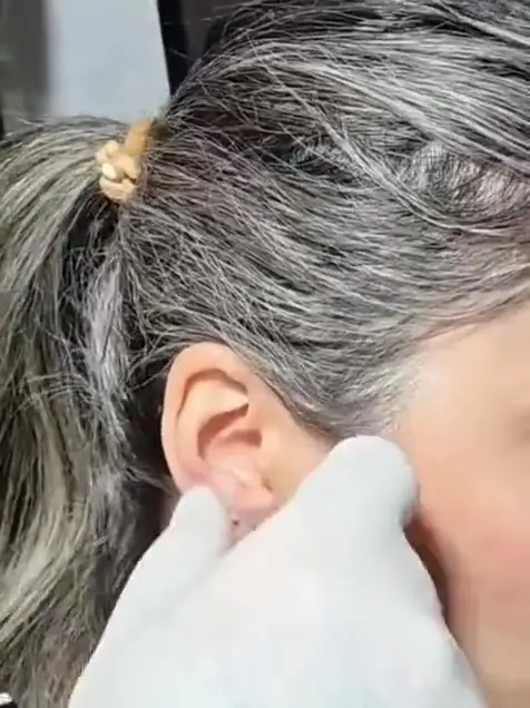 LuxPiercing gallery item