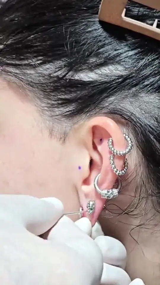 LuxPiercing gallery item