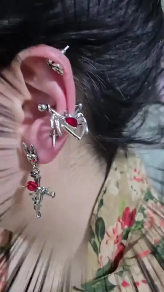 LuxPiercing gallery item