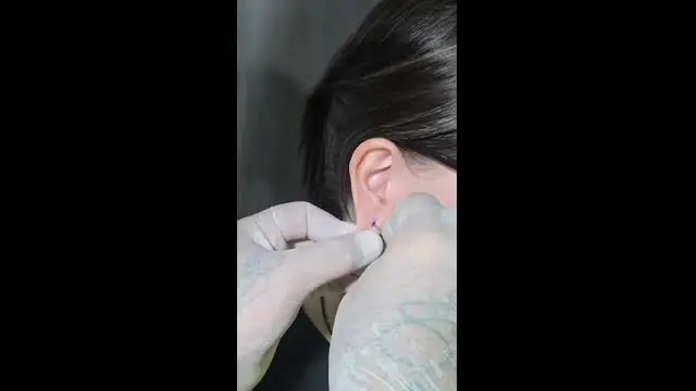 LuxPiercing gallery item