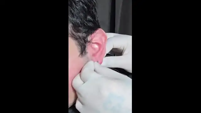 LuxPiercing gallery item