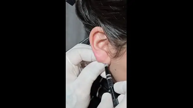 LuxPiercing gallery item