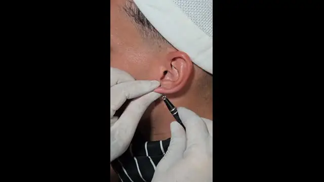 LuxPiercing gallery item